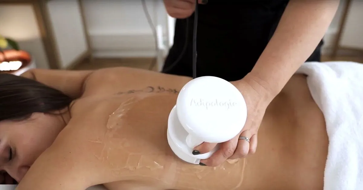 Adipologie par ultrasons 